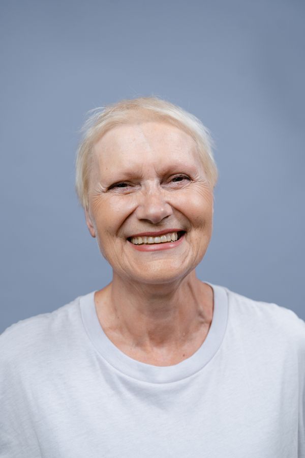 Menopause: Symptoms and How to Cope Comfortably