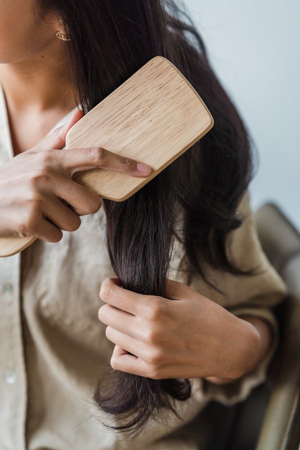 Hair Loss: Causes and the Right Way to Treat It